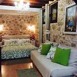 דירה George & Alexandra's *