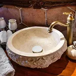 Апартаменты George & Alexandra's Родос