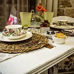 George & Alexandra's Апартаменты Родос