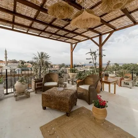 George & Alexandra's Appartamento Rhodes City