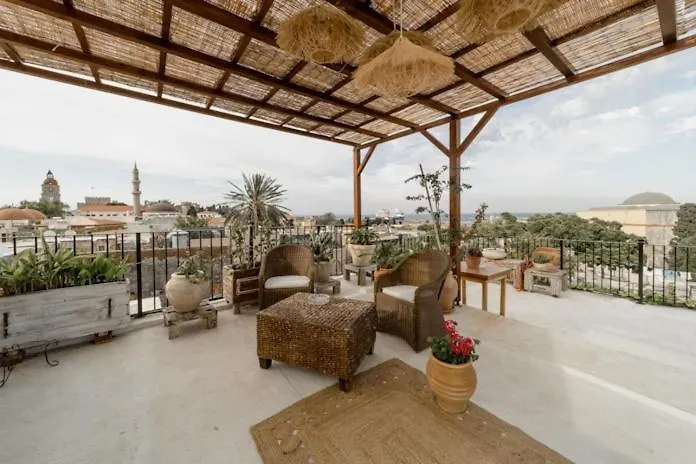 George & Alexandra's شقة Rhodes City