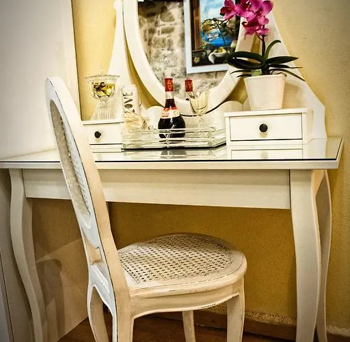 George & Alexandra's *