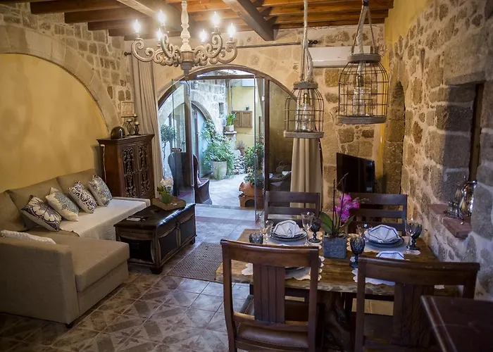 George & Alexandra's Rhodes City