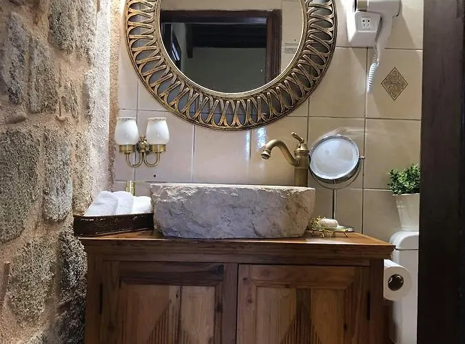 George & Alexandra's Lejlighed *