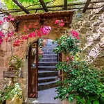 George & Alexandra's