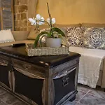 George & Alexandra's Apartamento